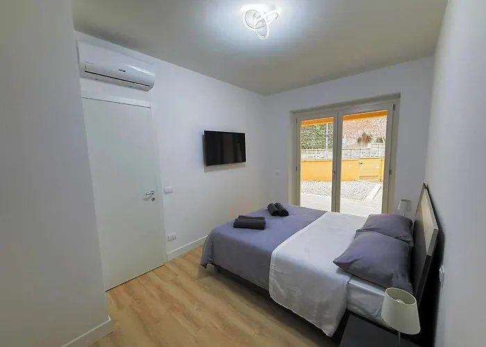 Апартаменты Modern Living