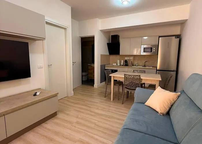 Modern Living * Рим